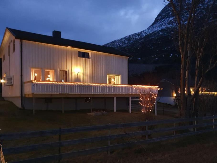 Grotfjord Villa ทรอมโซ ภายนอก รูปภาพ